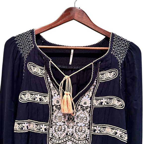 FREE PEOPLE  WIND WILLOW BOHO EMBROIDERED TUNIC MINI DRESS BLACK CORAL Size XS - Picture 3 of 11